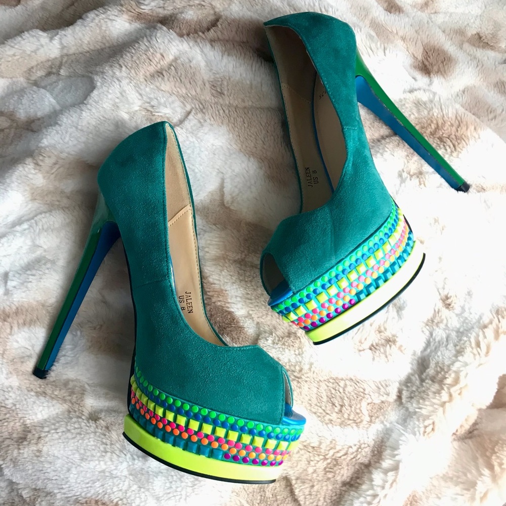 SCENE high heel shoes